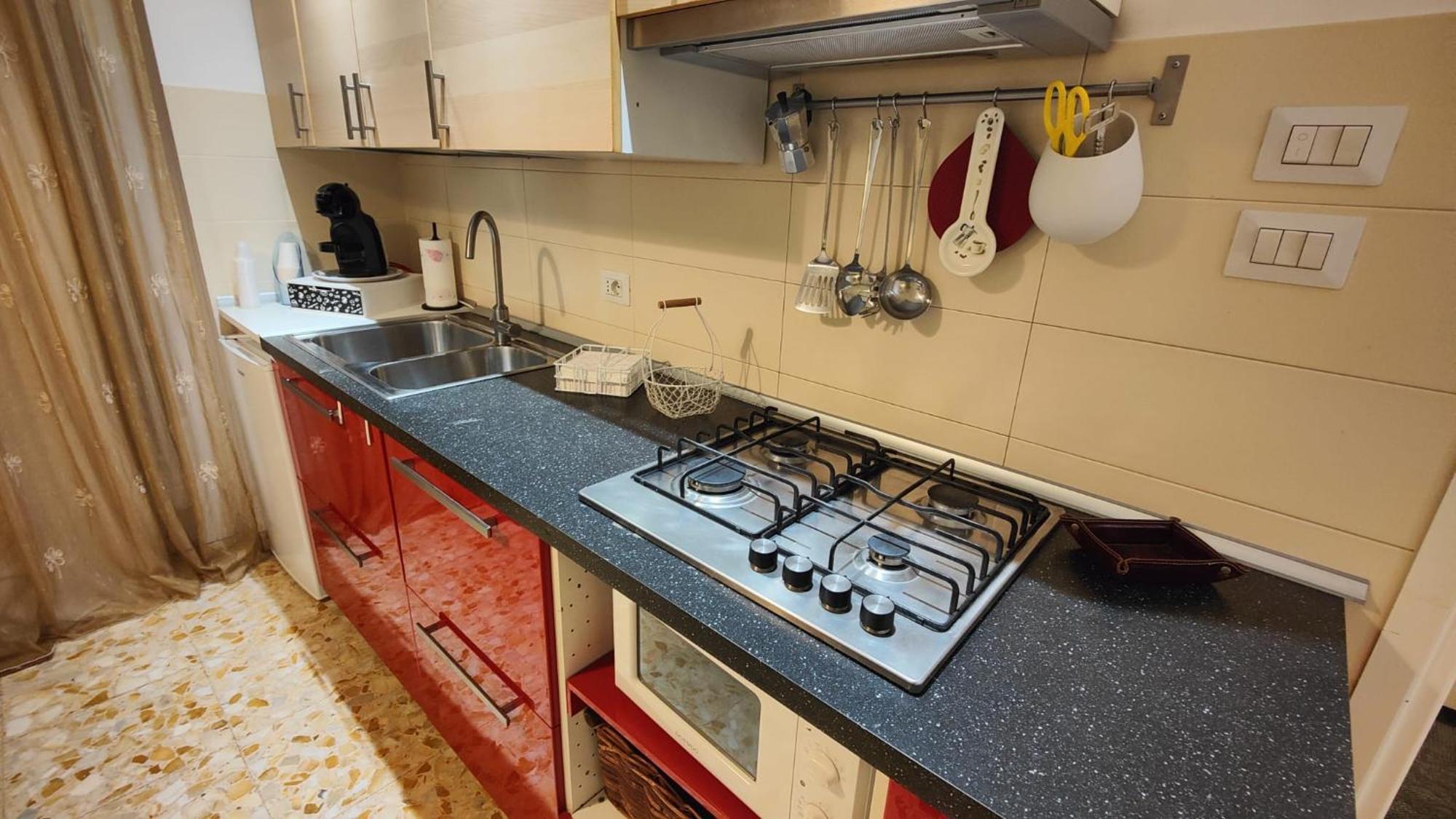 Sergio Tourist Rental Close Tiburtina Station Roma Eksteriør bilde